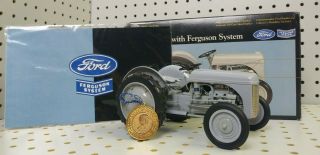 Ertl Precision Series 1/16 Die - Cast Ford 9n W/ Ferguson System Farm Tractor Read