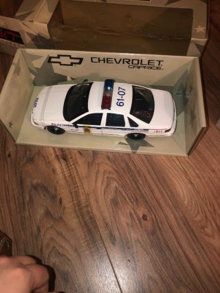 1:18 Ut Models Chevy Caprice Brossard Quebec Police Car
