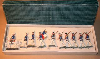 Vintage Set Of 10 Lead Soldiers /box Set / With Box / 2 3/4 Inches Tall