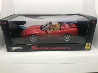 1/18 Hot Wheels Elite Ferrari Superamerica