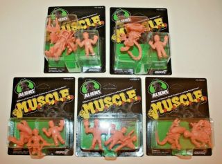 Complete Set Of 13 7 Aliens M.  U.  S.  C.  L.  E.  Figures Series 1 Muscle