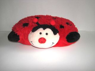(l16) 2010 Pillow Pets Pee - Wees Red Ladybug Plush Pillow 12 " X 11 "