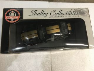 Shelby Collectibles 1:18 2006 Shelby Gt500 Hertz Diecast Model Black