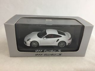 1/43 Minichamps Porsche 911 Turbo S,  White,  Wap 020 890 0e