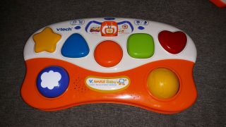 V Tech V.  Smile Baby Infant Development System With 4 Games,  TV Plug n Play 3