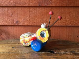 Fisher Price Queen Buzzy Bee Pull Toy 444 2