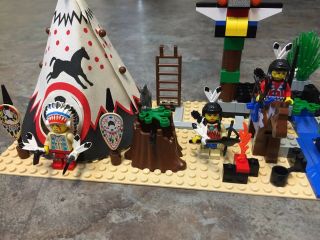 Lego 6746 Chief ' s Teepee - 100 Complete with all Minifigures and Instructions 3