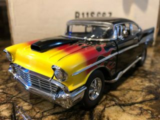 Franklin 1957 Chevy Bel Air Race Set - Up Car 1:24 Scale