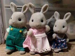Vintage 1985 Epoch Sylvanian Families Calico Critters Bunny Family Dad Mom Girl