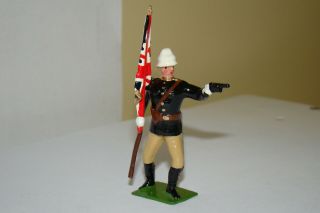 Britains British Royal Artillery Officer Soldier W/ Flag 1c