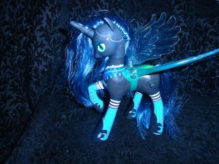 My Little Pony Talking Queen Chrysalis Black Unicorn Light Up Wings -