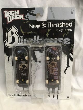 Tech Deck 2009 & Thrashed - Tony Hawk Mini Skateboard