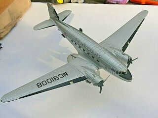Ertl Alaska Airlines Die - Cast Dc - 3 Model Airplane With Stand
