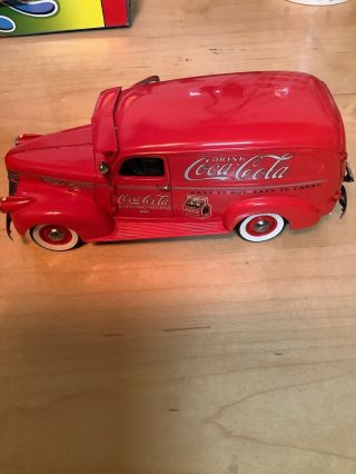 Danbury 1:24 Scale 1941 Coca - Cola Delivery Truck Die Cast W/