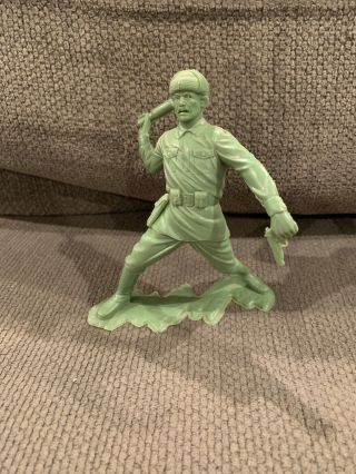 Marx 1963 6 Inch Wwii Russian Red Army Soldier Throwing Grenade Olive