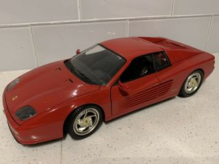 Hot Wheels 1986 Ferrari F12m Testarossa 1:18 Scale Model Great