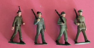 4 Diff Korean War United Nations Soldiers Marx Warriors Of The World Series Ii