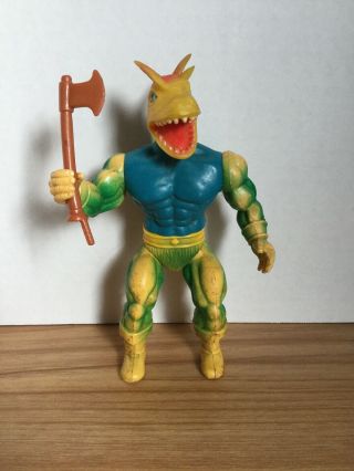 Vintage 1982 The Warrior Beasts Gecko With Weapon Remco Motu Knock Off