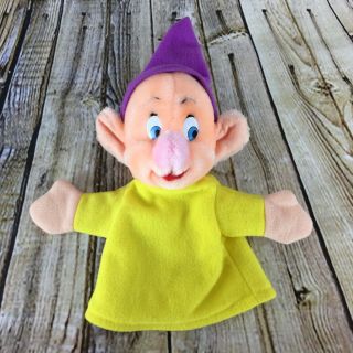 Disney Snow White And The Seven Dwarfs Dopey 8.  5 " Plush Hand Puppet Doll