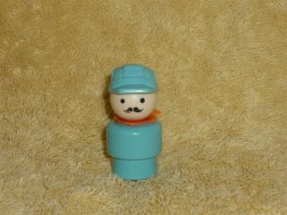 Fisher Price Little People Vintage Circus Train Engineer Dad Conductor 3 Short