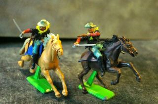Britains Deetail Vintage 7 Cavalry Buffalo Soldier Mounted Pair 2 Poses Riders