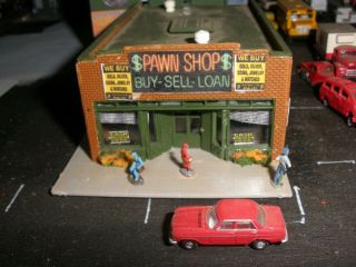 N Scale Builoding Pawn Shop
