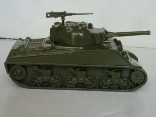 Classic Toy Soldiers / Cts / Ww Ii Us Sherman Tank / Olive Green