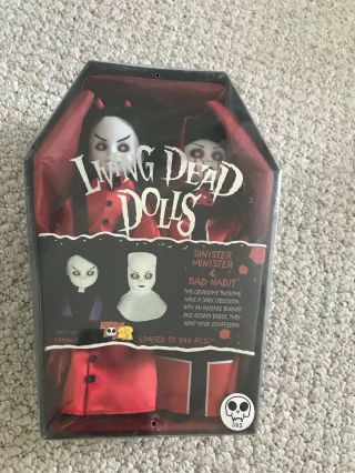 Living Dead Dolls Sinister Minister & Bad Habit Red Toy2r Exclusive