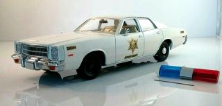 1977 Plymouth Fury Hazzard County Sheriff In 1:18 Scale By Greenlight