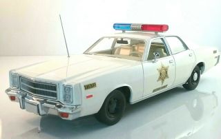 1977 Plymouth Fury Hazzard County Sheriff in 1:18 Scale by Greenlight 2