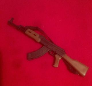 1:6 Scale Ak47 Weapon From 21st Century Toys - Ultimate Soldier 12 " Figures