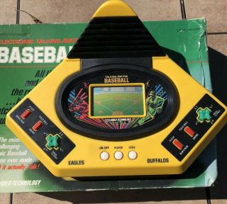 1988 VTECH ELECTRONIC TALKING PLAY BY PLAY BASEBALL Handheld Game 2