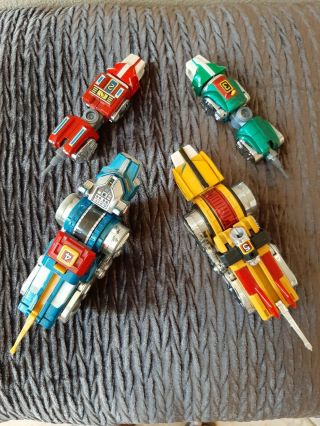 Vintage 1981 Voltron Golion Red,  Blue,  Green & Yellow Lion (with Shield)