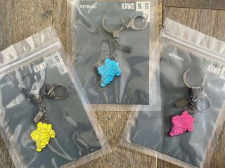 Kaws Chum Key Rings Complete Set All 3 Colours (ngv Exclusive)