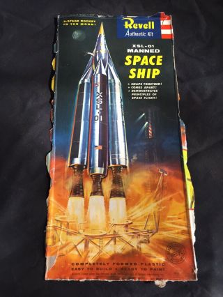 Vintage 1957 Revell H - 1800 - Xsl - 01 Manned Space Ship - - Very Rare