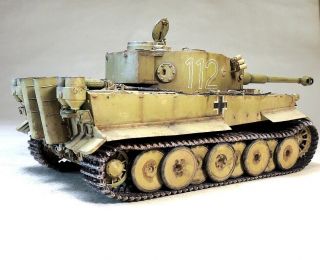 Pro - Built 1/35 Tiger I Afrika (tunisia) - Finished Model (in - Stock)
