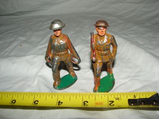 2 Vintage Manoil Barclay Metal Tin Soldier Marching Rifle Stretcher Carrier