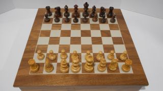Drueke Chess Set And Board With Storage 2 1/2 Inch King Wooden
