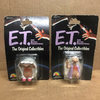 Set Of 2 Vintage E.  T.  Extra Terrestrial 1982 Figures In Packs