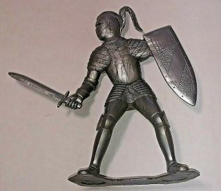Vintage Marx 1964 5 3/4 " Medieval Knight With Sword & Shield Silver Plastic