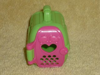 Fisher Price Loving Family Dollhouse Green Dog Cat Pet Crate Cage Kennel