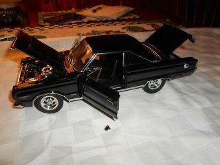 HIGHWAY 61 / DIE - CAST PROMOTIONS - 1967 PLYMOUTH GTX - 1/18 DIECAST 2