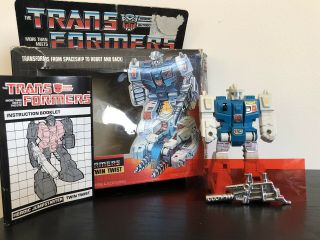 Vintage G1 Transformers Autobot Jumpstarters Twin Twist Complete
