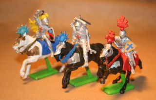 Vintage 1971 Britains Ltd Deetail 6 Pc Toy Soldiers Medieval Knights And Horses