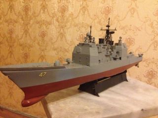 Uss Ticonderoga - Class Destroyer Ship 1:350 Complete Model