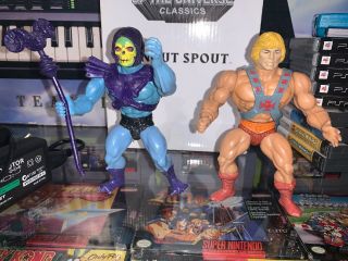 Vintage Motu 1981 Tawain He - Man And Skeletor Action Figures,  Stands Well