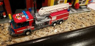 Lego City Custom Fire Truck - Mid Mount Aerial Ladder Truck