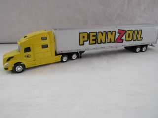Tonkin 1/87 Ho Scale Volvo 780 Tractor And Pennzoil 53 
