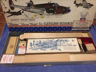 Cleveland - Lockheed " Hudson " Bomber - Master Kit Sf - 95 3/4 " Scale Span 49 3/8 "