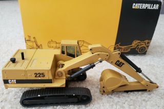 Joal Ref 216 Cat Caterpillar 225 Tracked Track Hydraulic Excavator 1/50 Scale